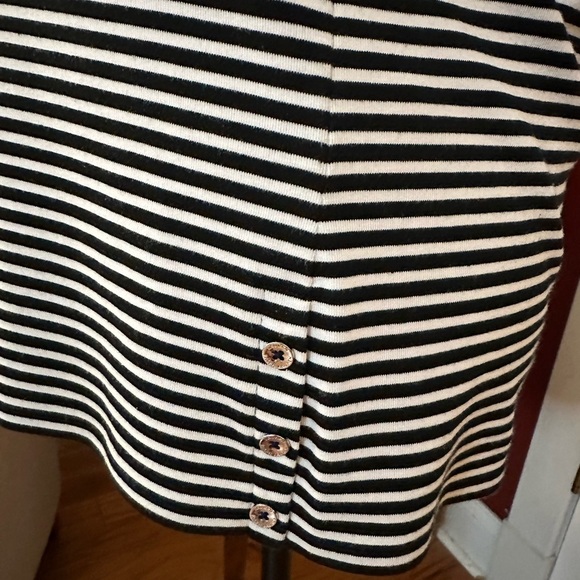 Lauren Ralph Lauren Black and White Boxy Polo Tee - Picture 5 of 8